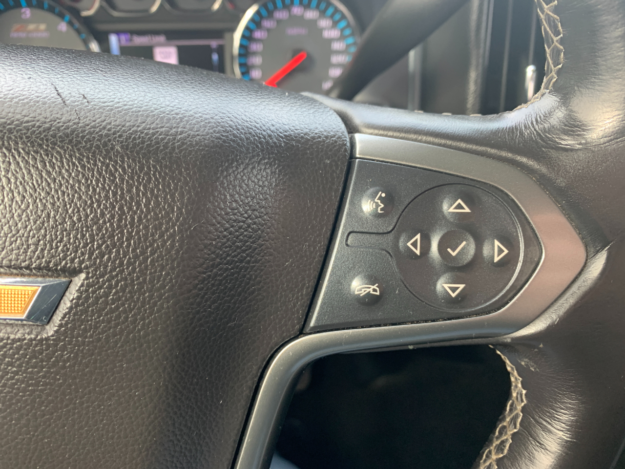 Chevrolet Silverado 1500 LT Crew Cab 4WD 2018