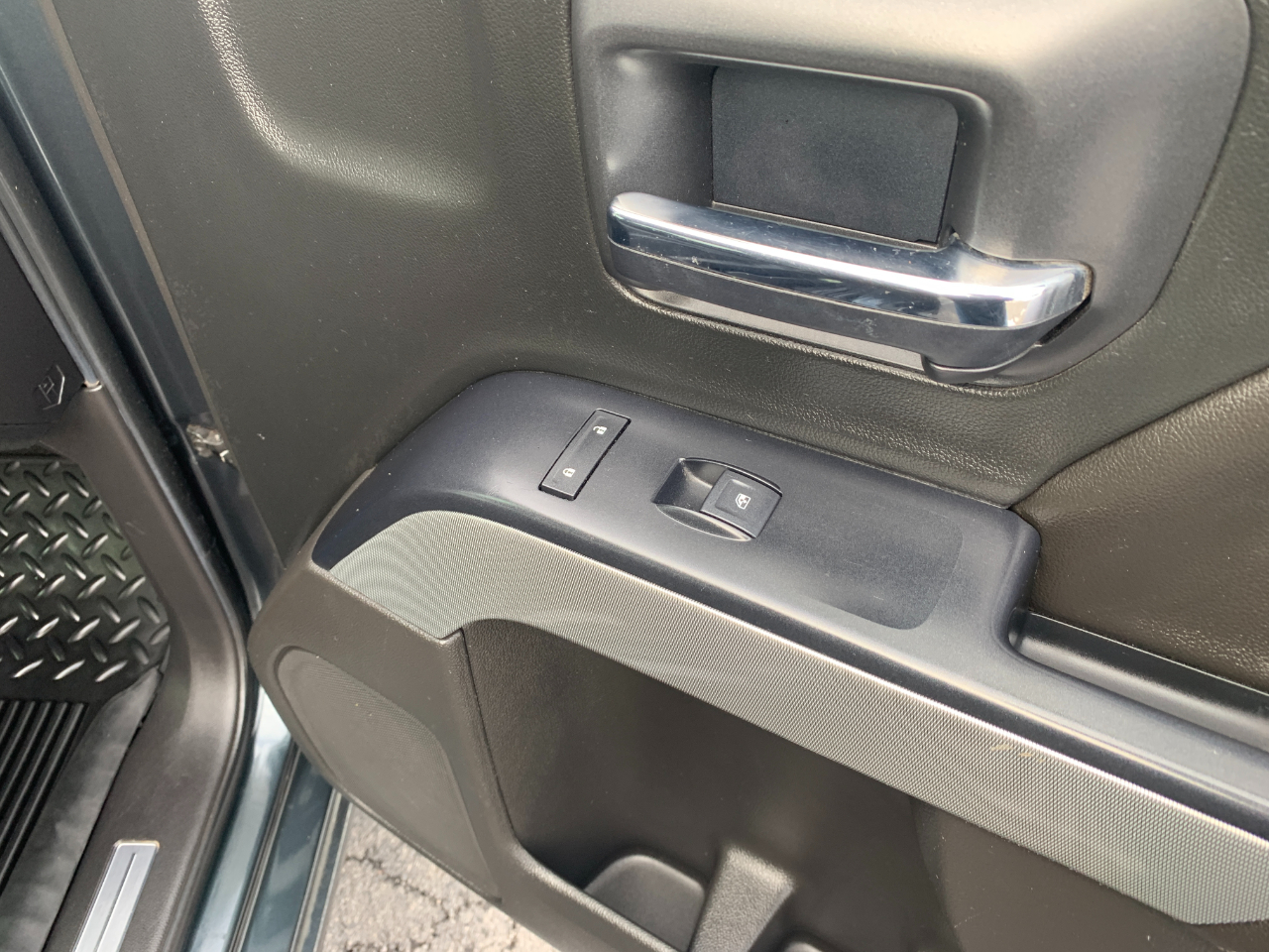 Chevrolet Silverado 1500 LT Crew Cab 4WD 2018