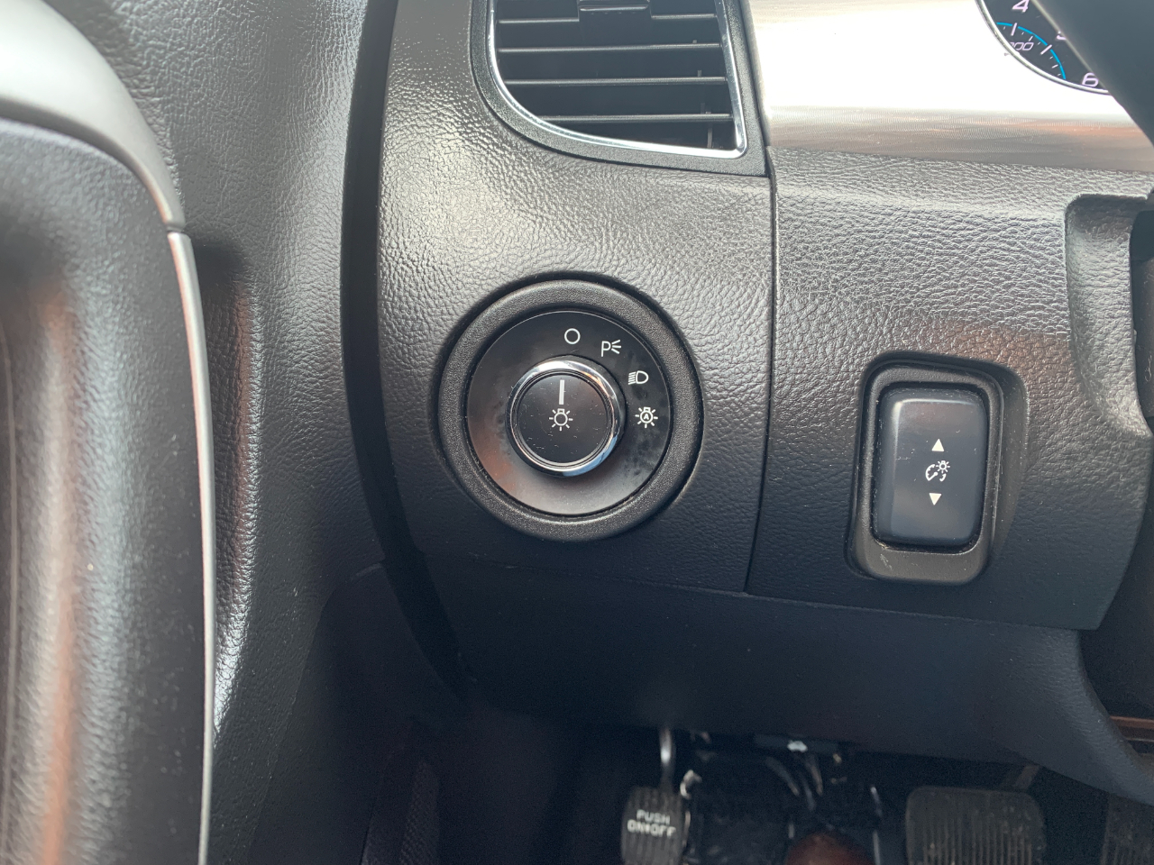 Ford Taurus SEL AWD 2013