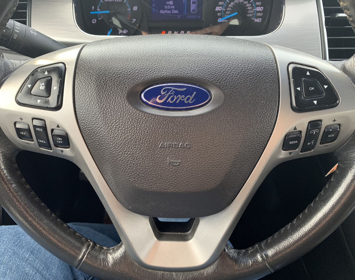 Ford Taurus SEL AWD 2013