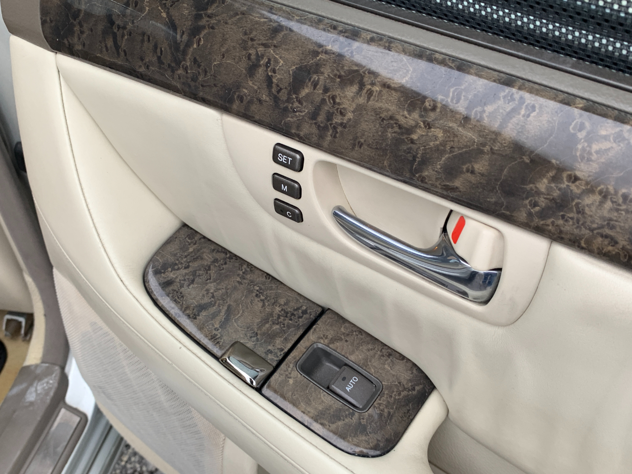 Lexus LS 430 Sedan 2002