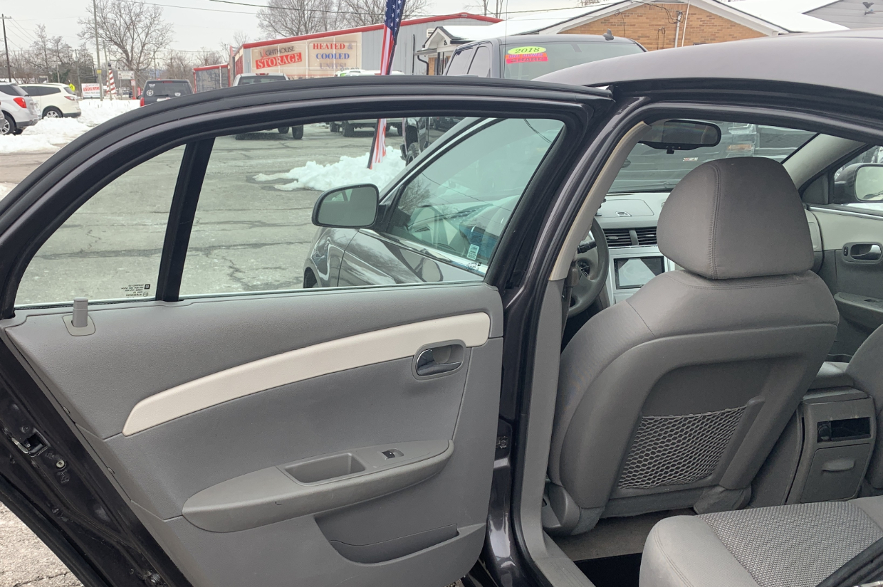 Chevrolet Malibu LS 2011