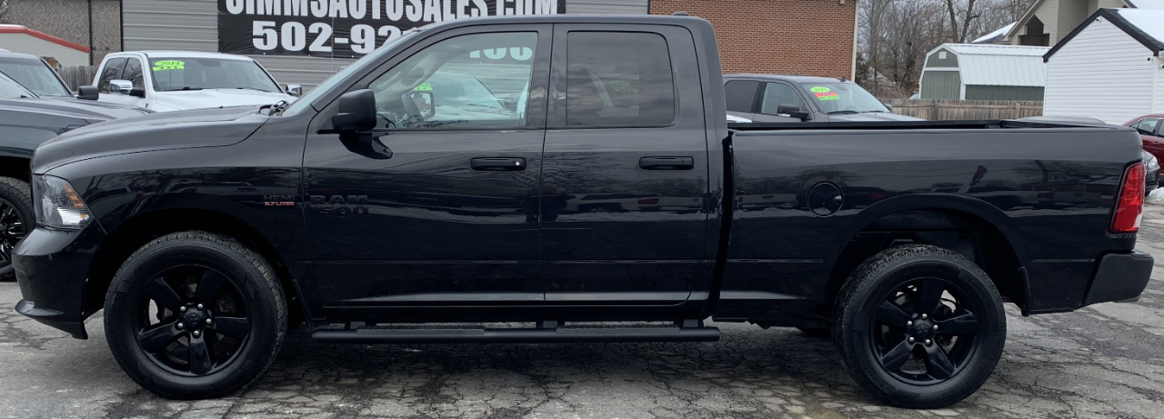 RAM 1500 Tradesman Quad Cab 4WD 2017