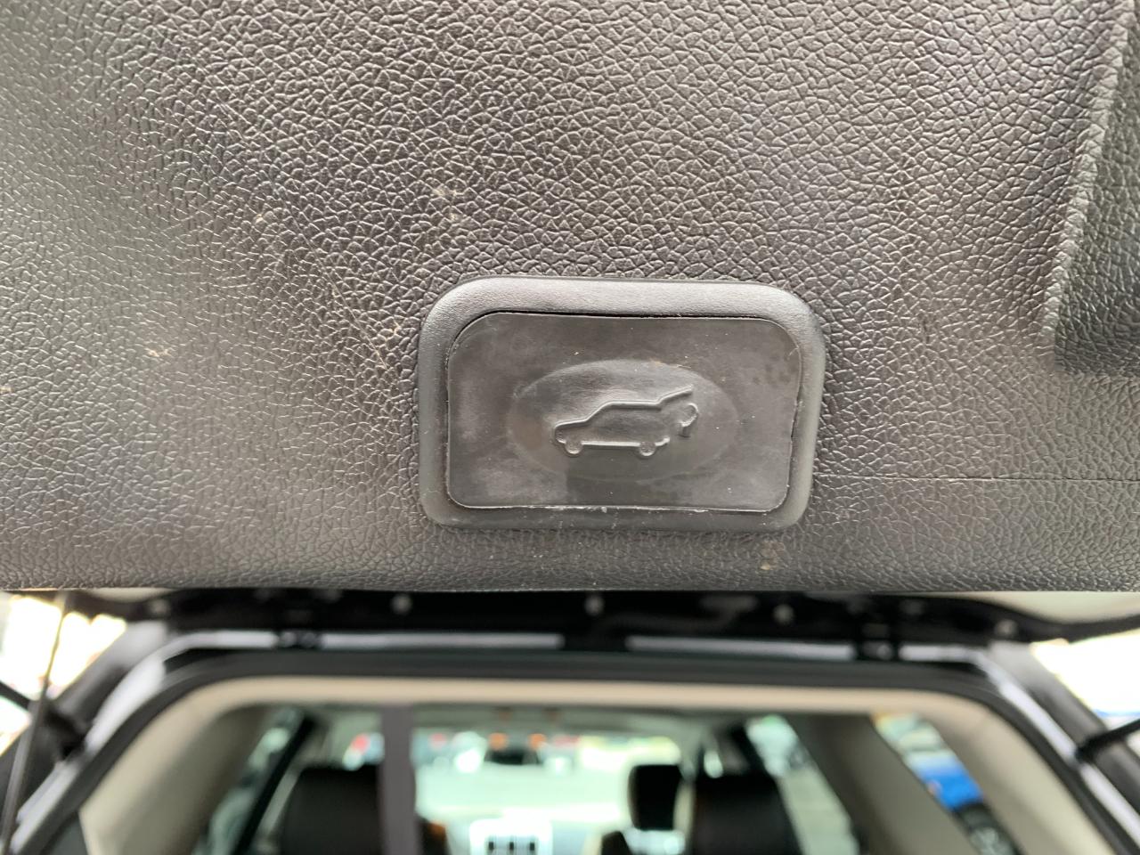 GMC Acadia SLE-2 AWD 2012