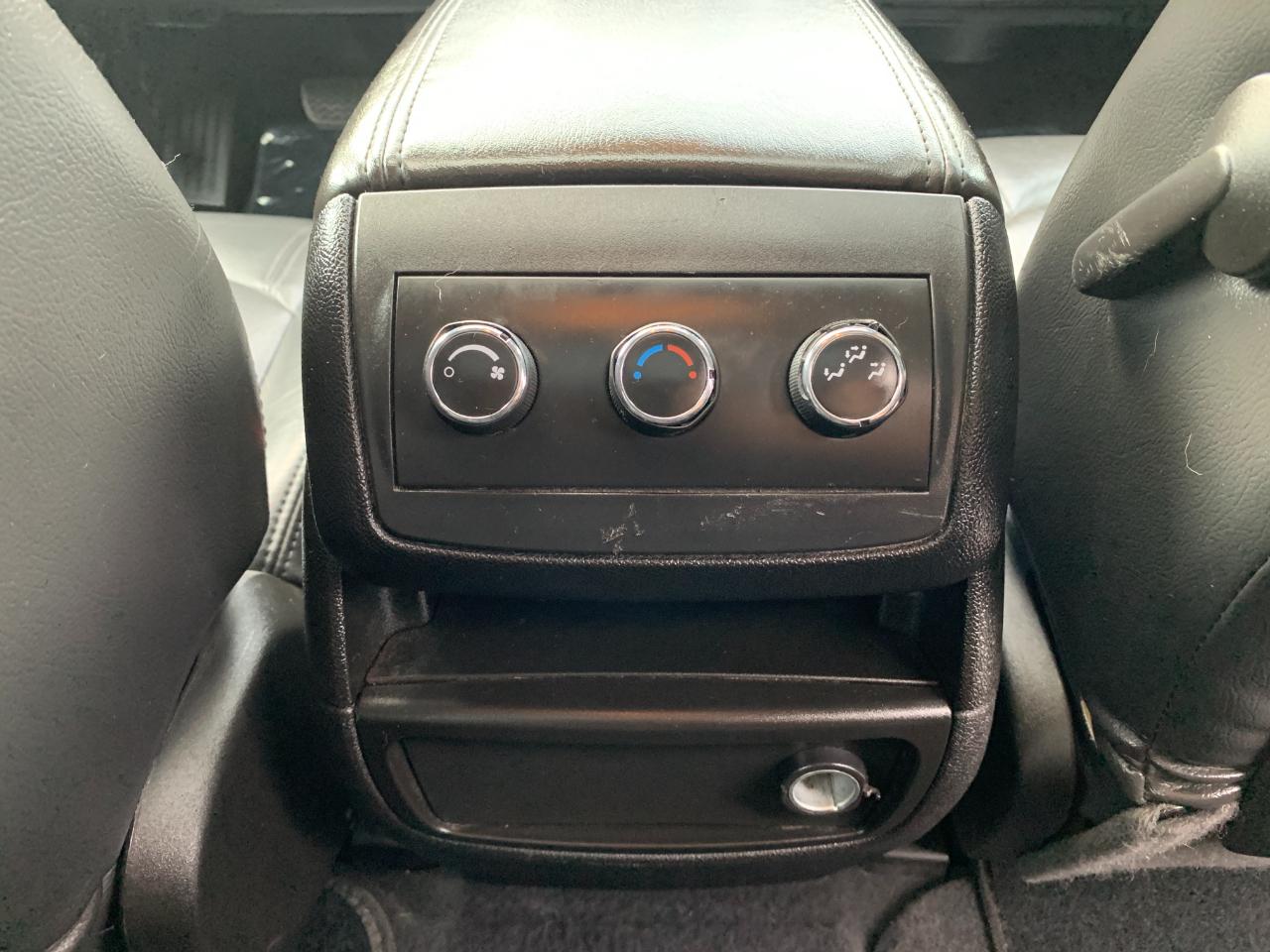 GMC Acadia SLE-2 AWD 2012