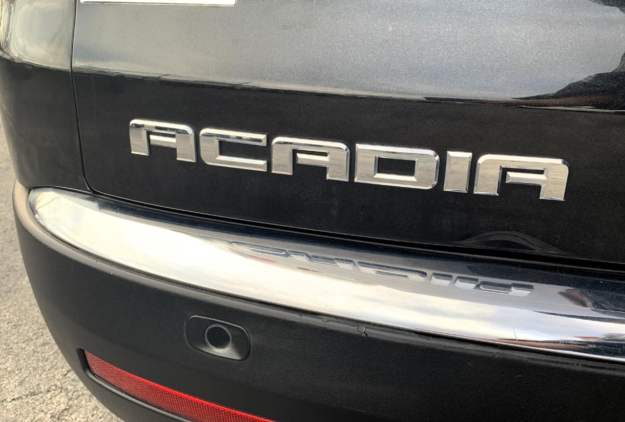 GMC Acadia SLE-2 AWD 2012