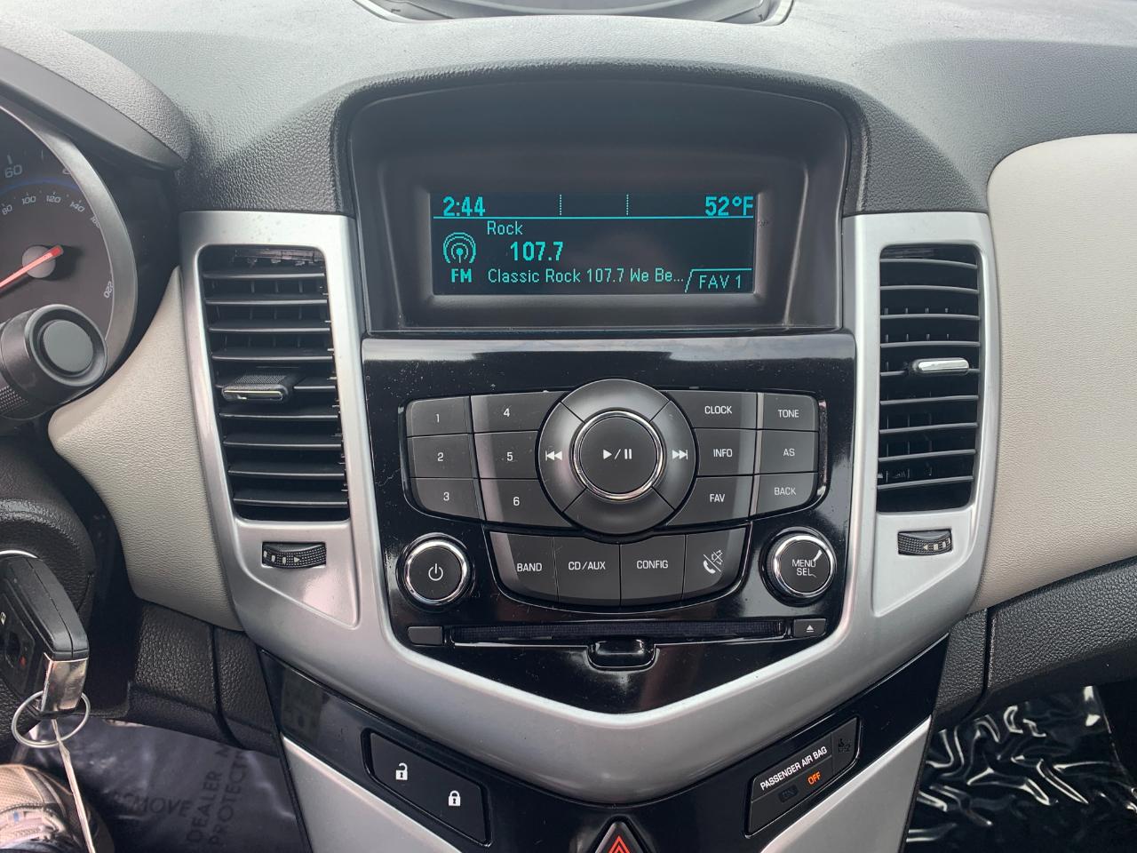 Chevrolet Cruze LS Auto 2014