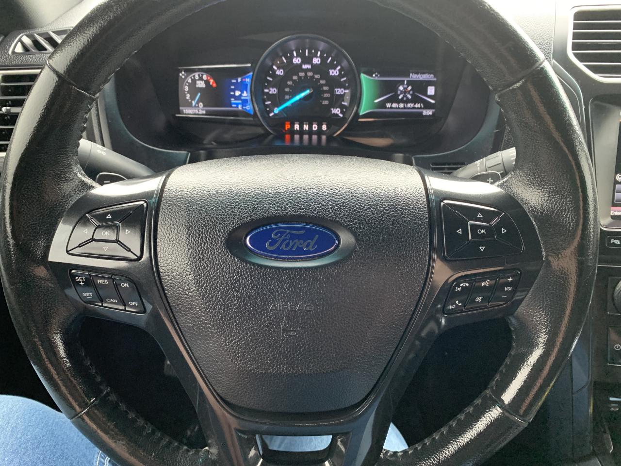 Ford Explorer XLT 4WD 2016