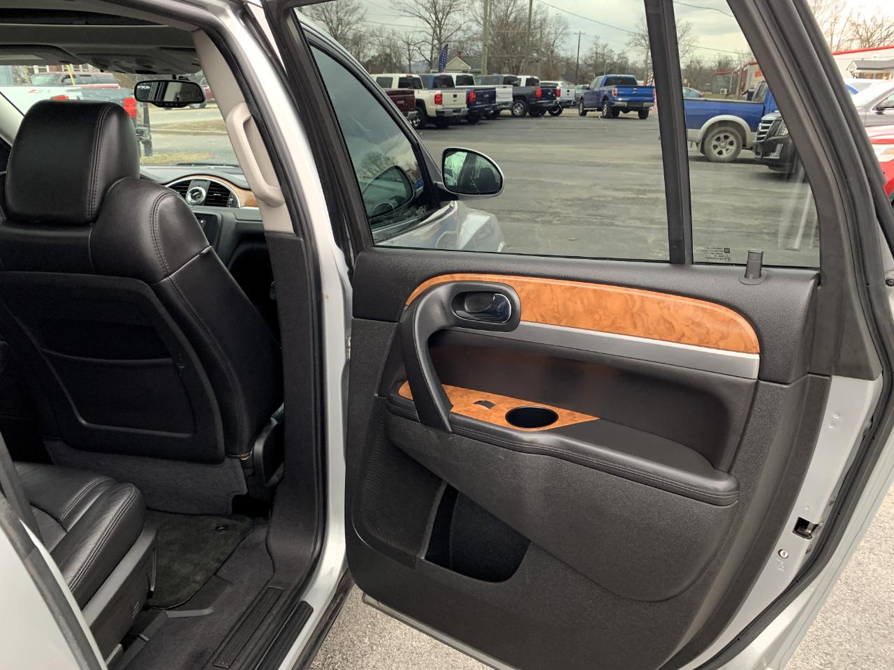 Buick Enclave Leather FWD 2012