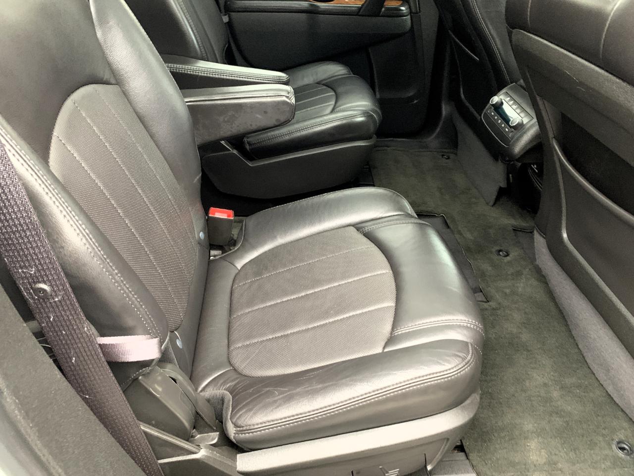 Buick Enclave Leather FWD 2012