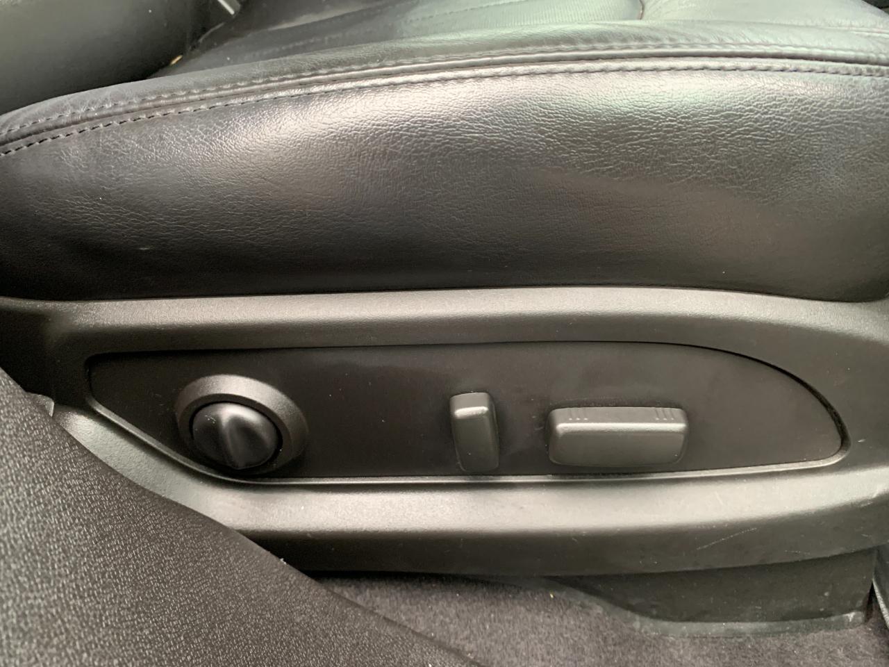 Buick Enclave Leather FWD 2012