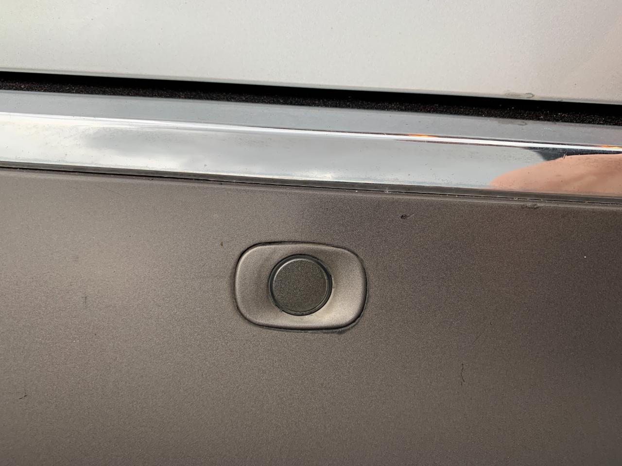 Buick Enclave Leather FWD 2012