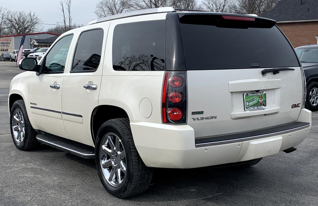 GMC Yukon Denali 2WD 2012