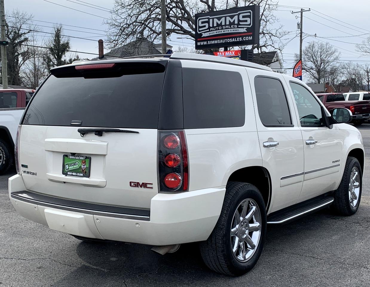 GMC Yukon Denali 2WD 2012