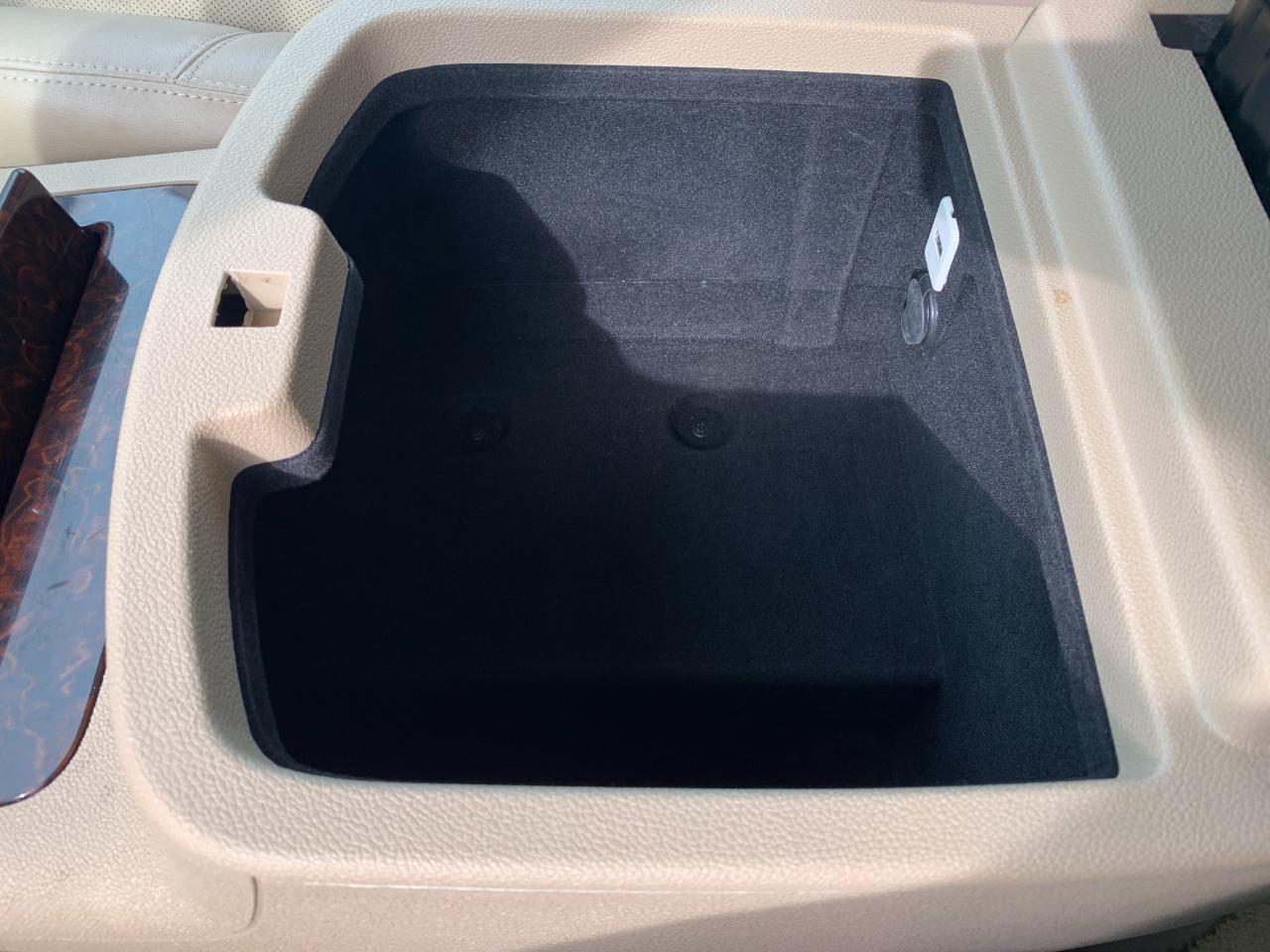 GMC Yukon Denali 2WD 2012