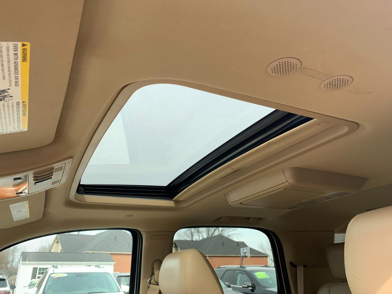 GMC Yukon Denali 2WD 2012