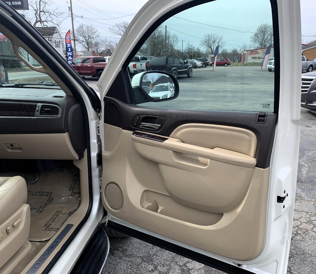 GMC Yukon Denali 2WD 2012