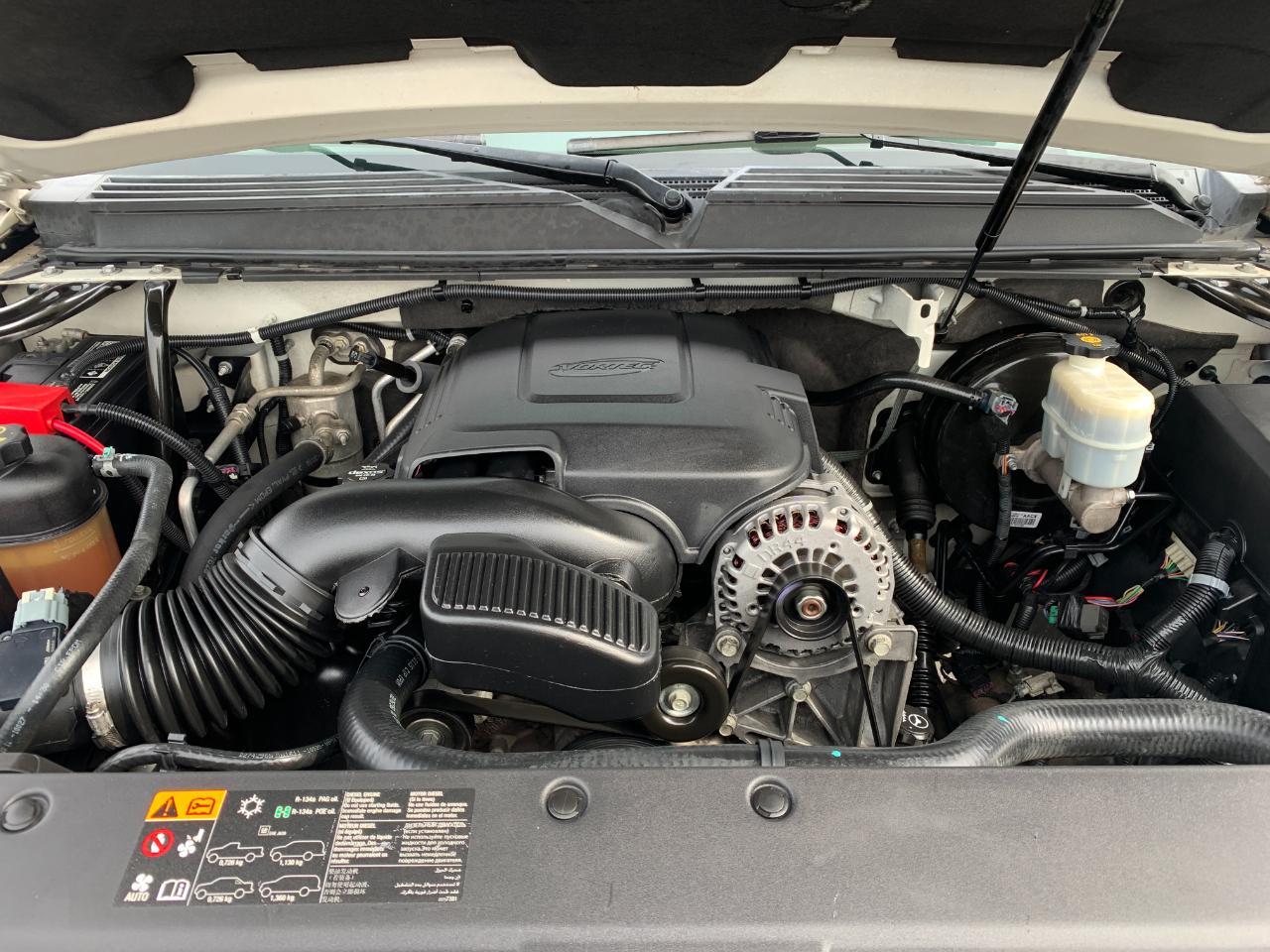 GMC Yukon Denali 2WD 2012