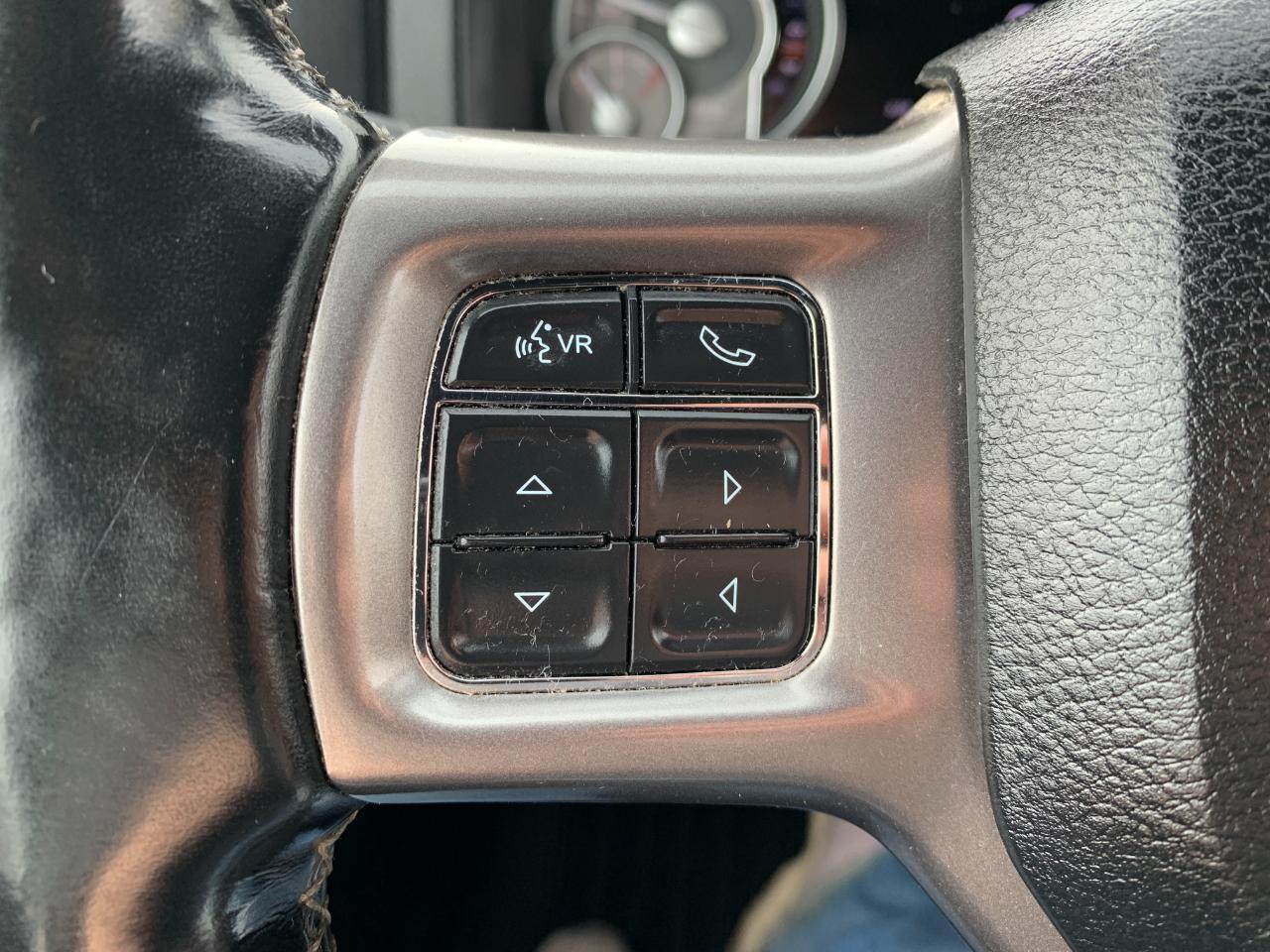 RAM 1500 Longhorn Crew Cab SWB 4WD 2018