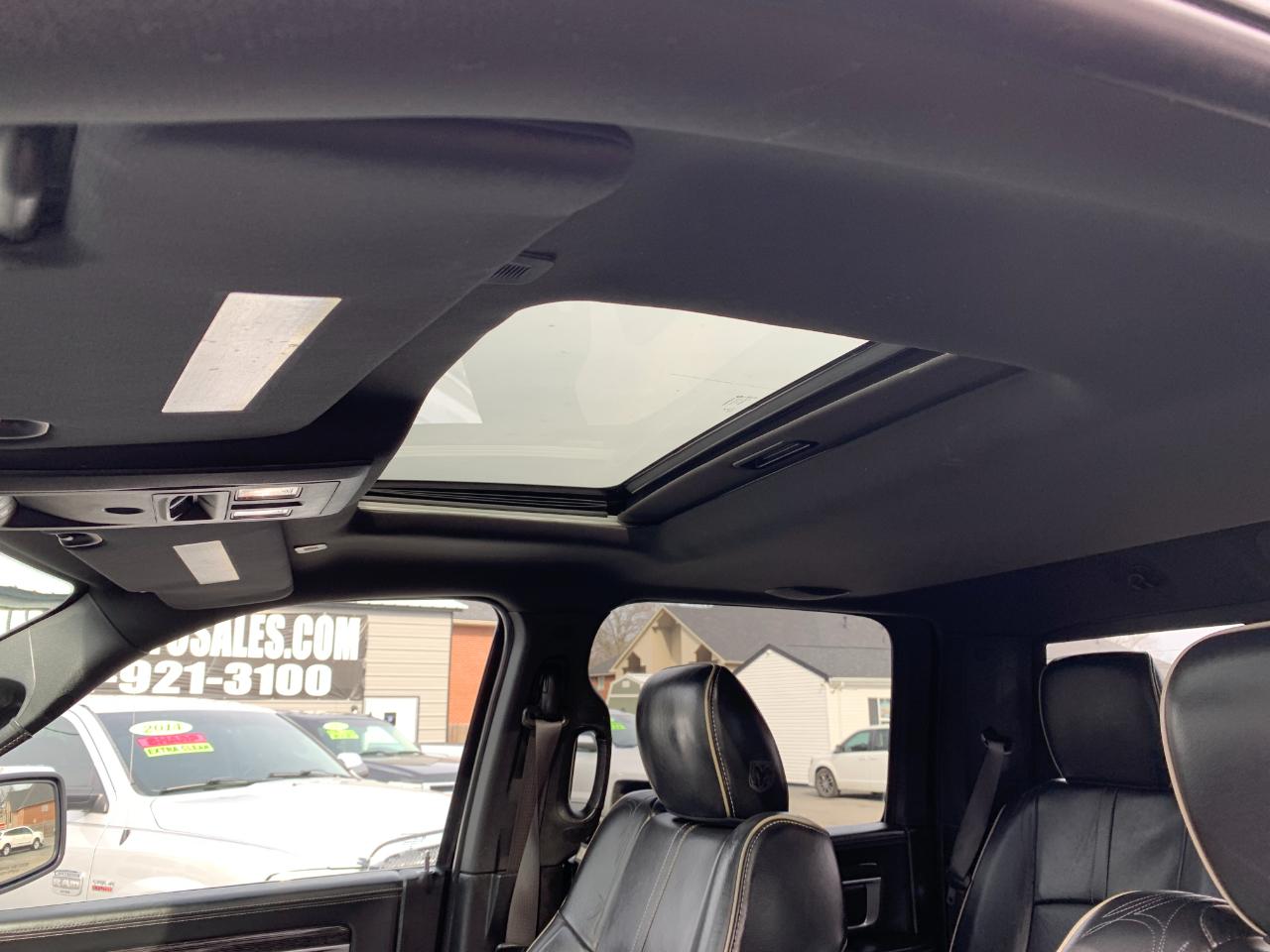 RAM 1500 Longhorn Crew Cab SWB 4WD 2018