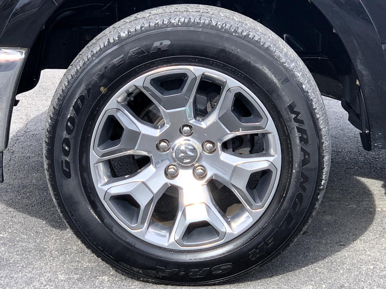 RAM 1500 Longhorn Crew Cab SWB 4WD 2018