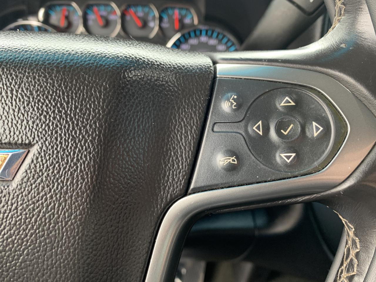 Chevrolet Silverado 2500HD LT Crew Cab Long Box 4WD 2015