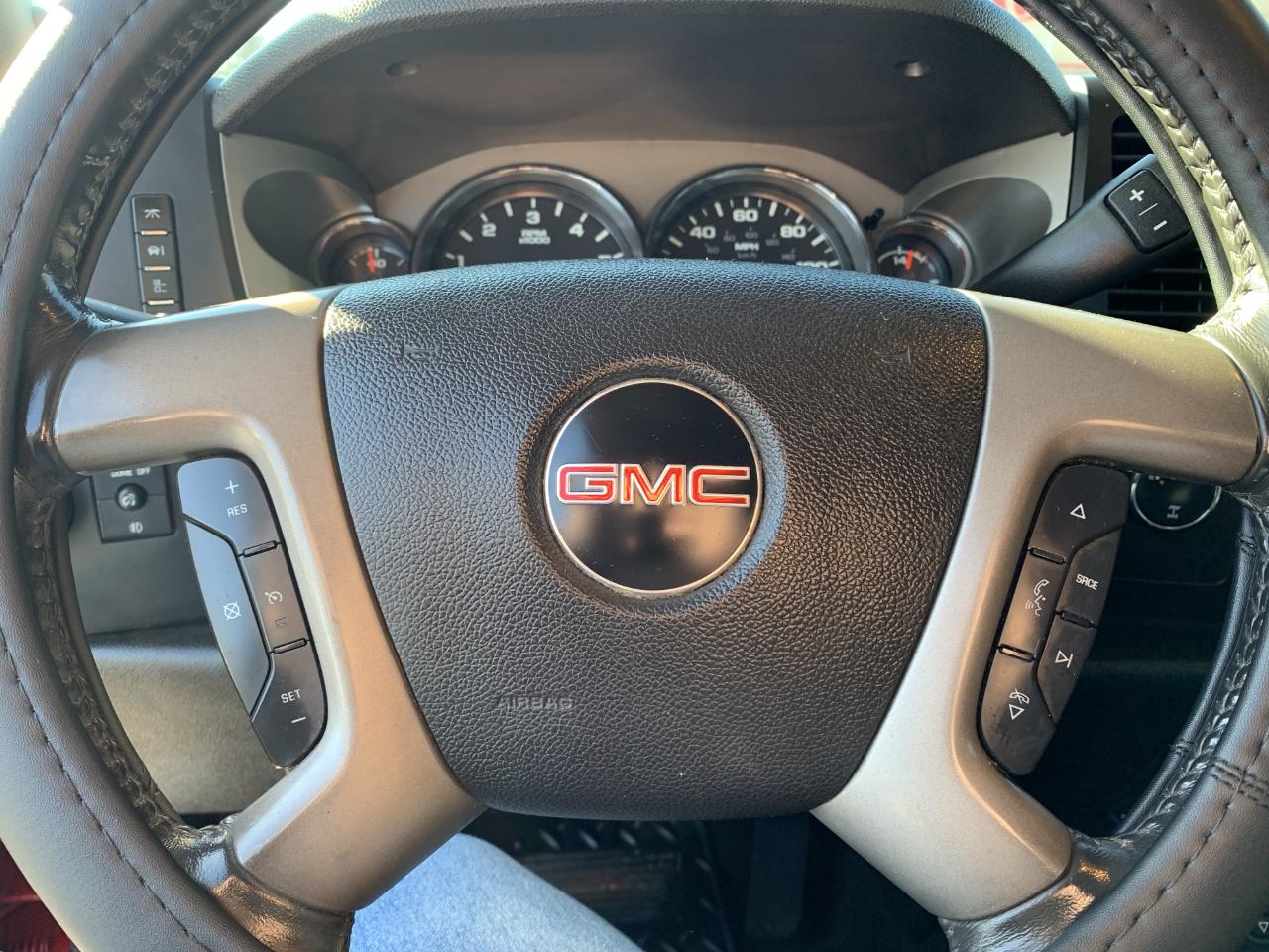 GMC Sierra 1500 SLE Crew Cab 4WD 2012