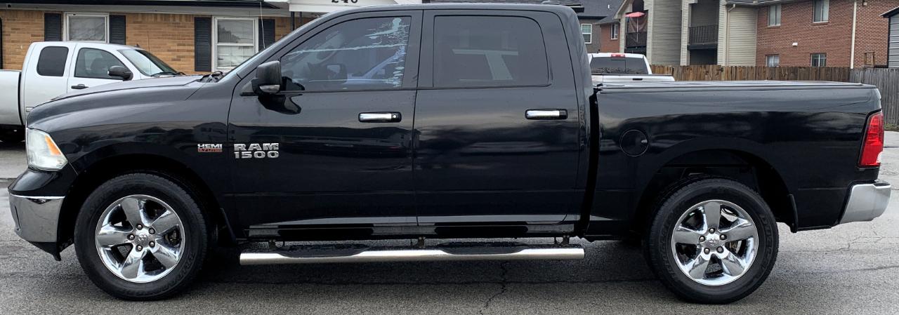 RAM 1500 SLT Crew Cab SWB 4WD 2015