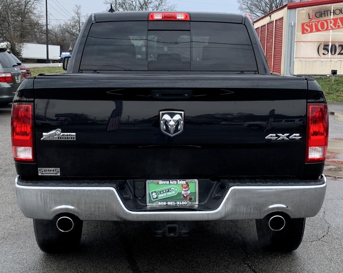 RAM 1500 SLT Crew Cab SWB 4WD 2015