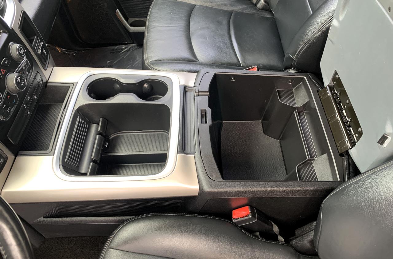 RAM 1500 SLT Crew Cab SWB 4WD 2015