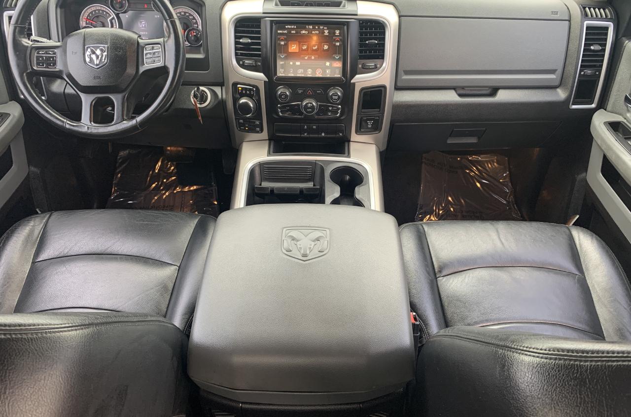 RAM 1500 SLT Crew Cab SWB 4WD 2015