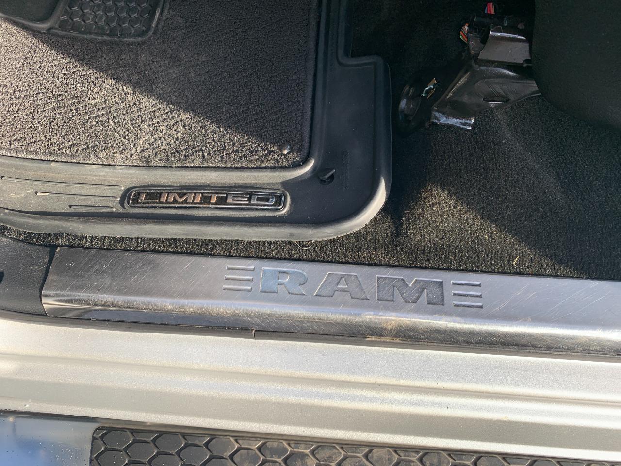 RAM 1500 Laramie Longhorn Edition Crew Cab SWB 4WD 2014