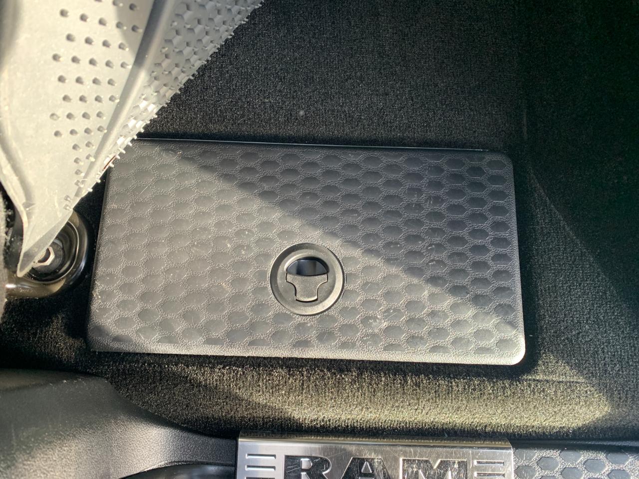 RAM 1500 Laramie Longhorn Edition Crew Cab SWB 4WD 2014