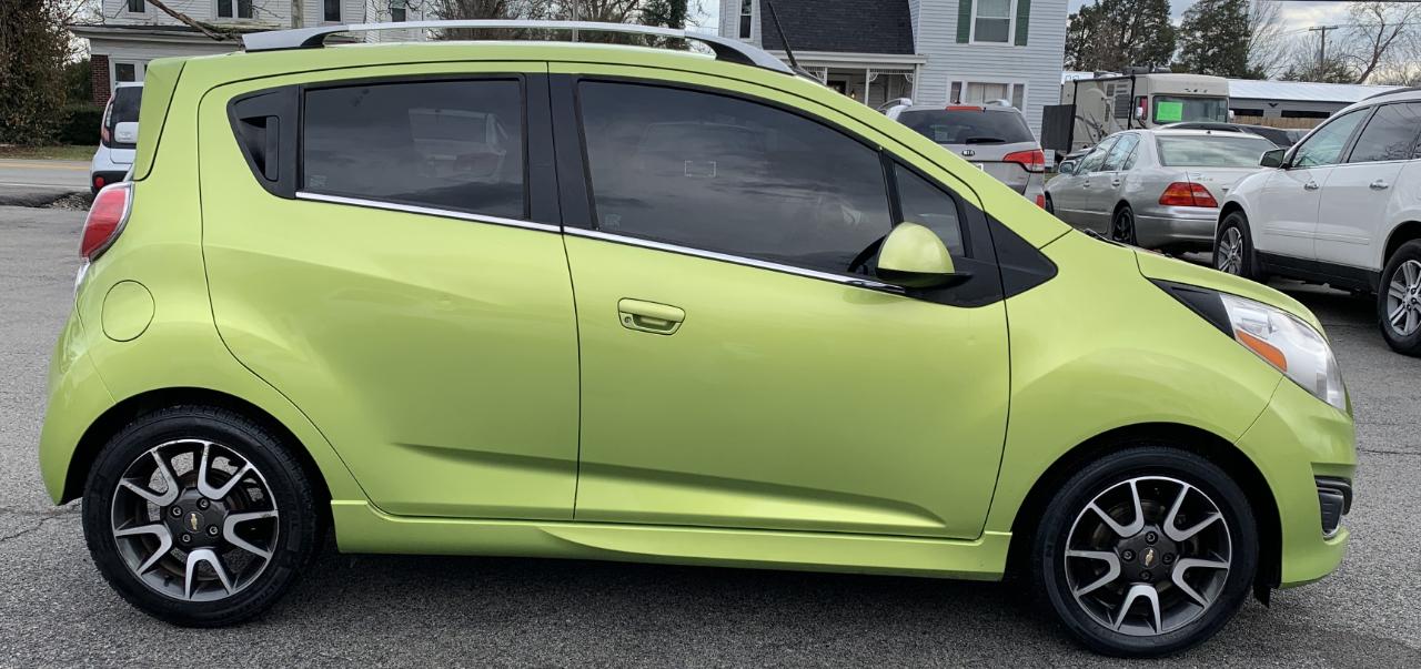 Chevrolet Spark 2LT Auto 2013