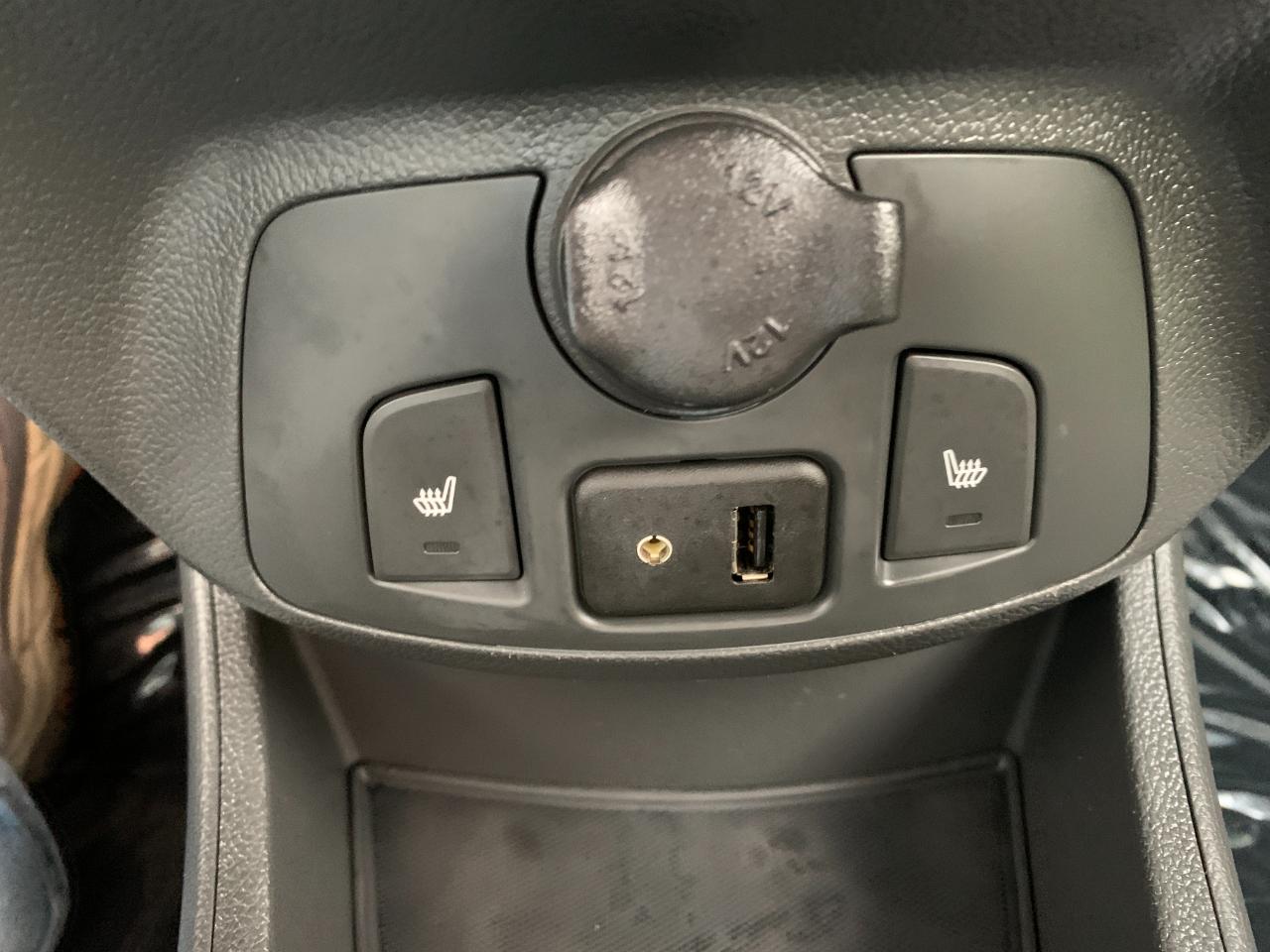 Chevrolet Spark 2LT Auto 2013