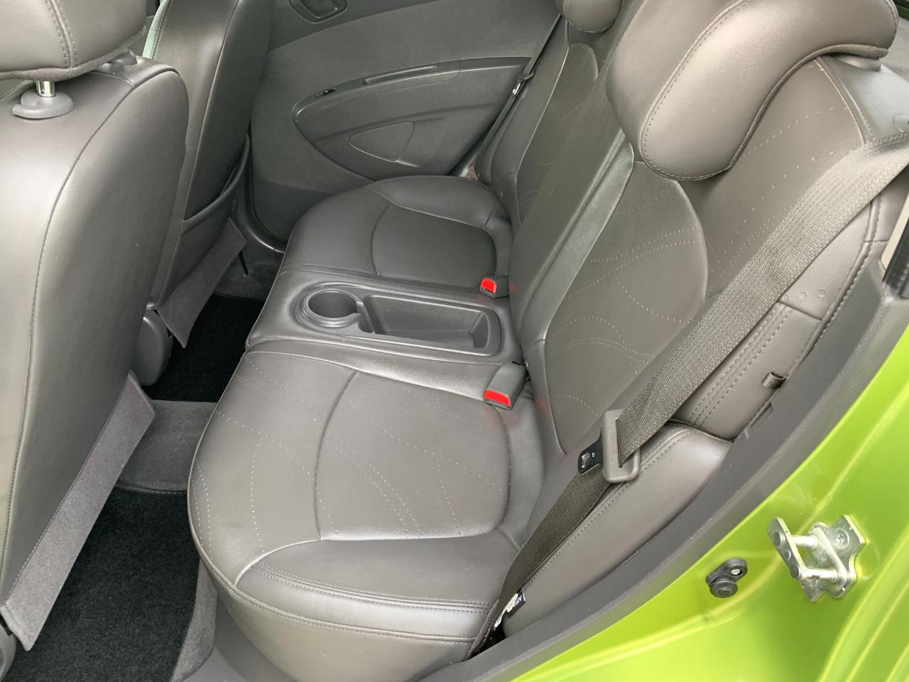 Chevrolet Spark 2LT Auto 2013