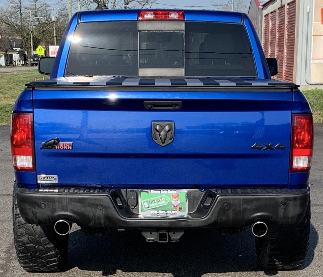 RAM 1500 SLT Crew Cab SWB 4WD 2016