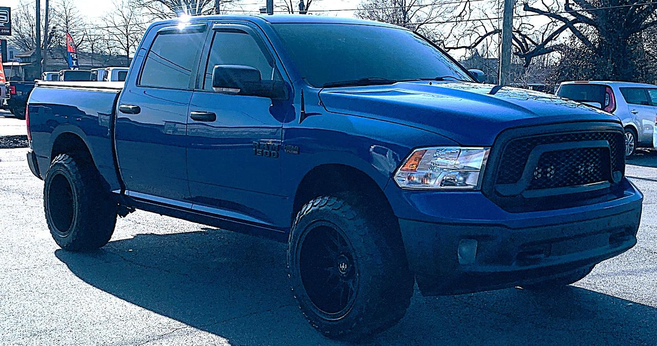 RAM 1500 SLT Crew Cab SWB 4WD 2016