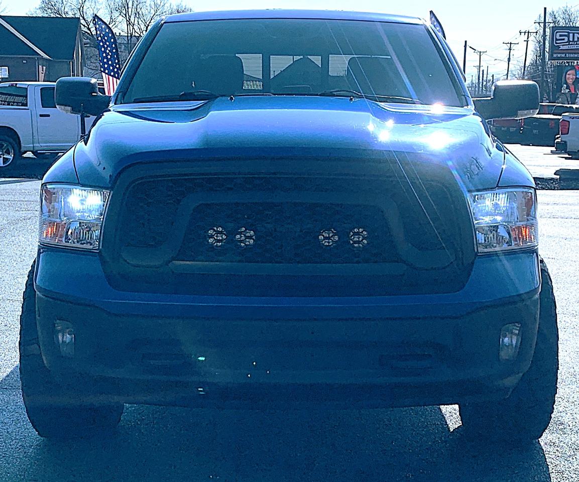 RAM 1500 SLT Crew Cab SWB 4WD 2016