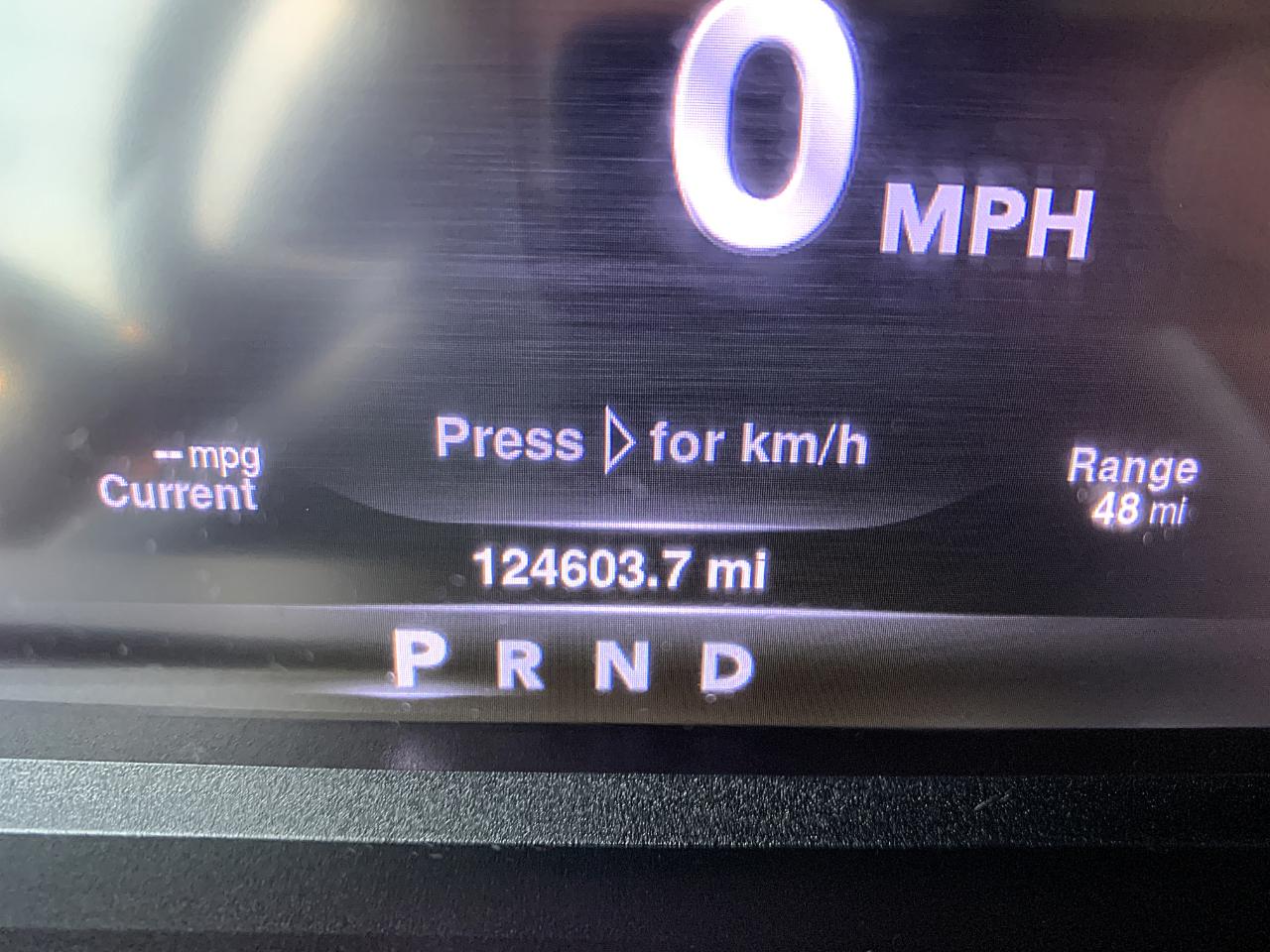 RAM 1500 SLT Crew Cab SWB 4WD 2016