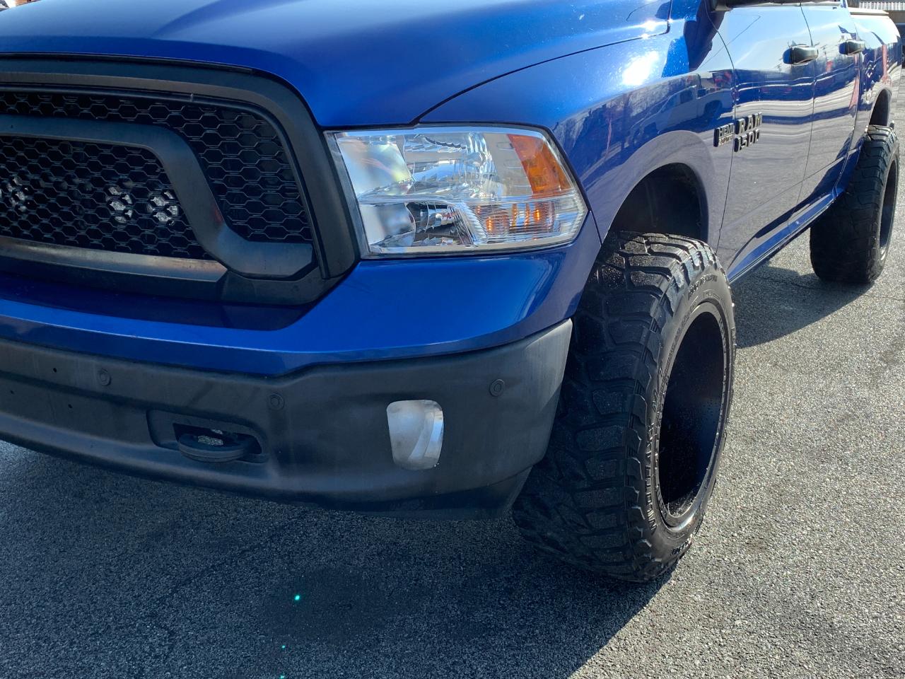 RAM 1500 SLT Crew Cab SWB 4WD 2016