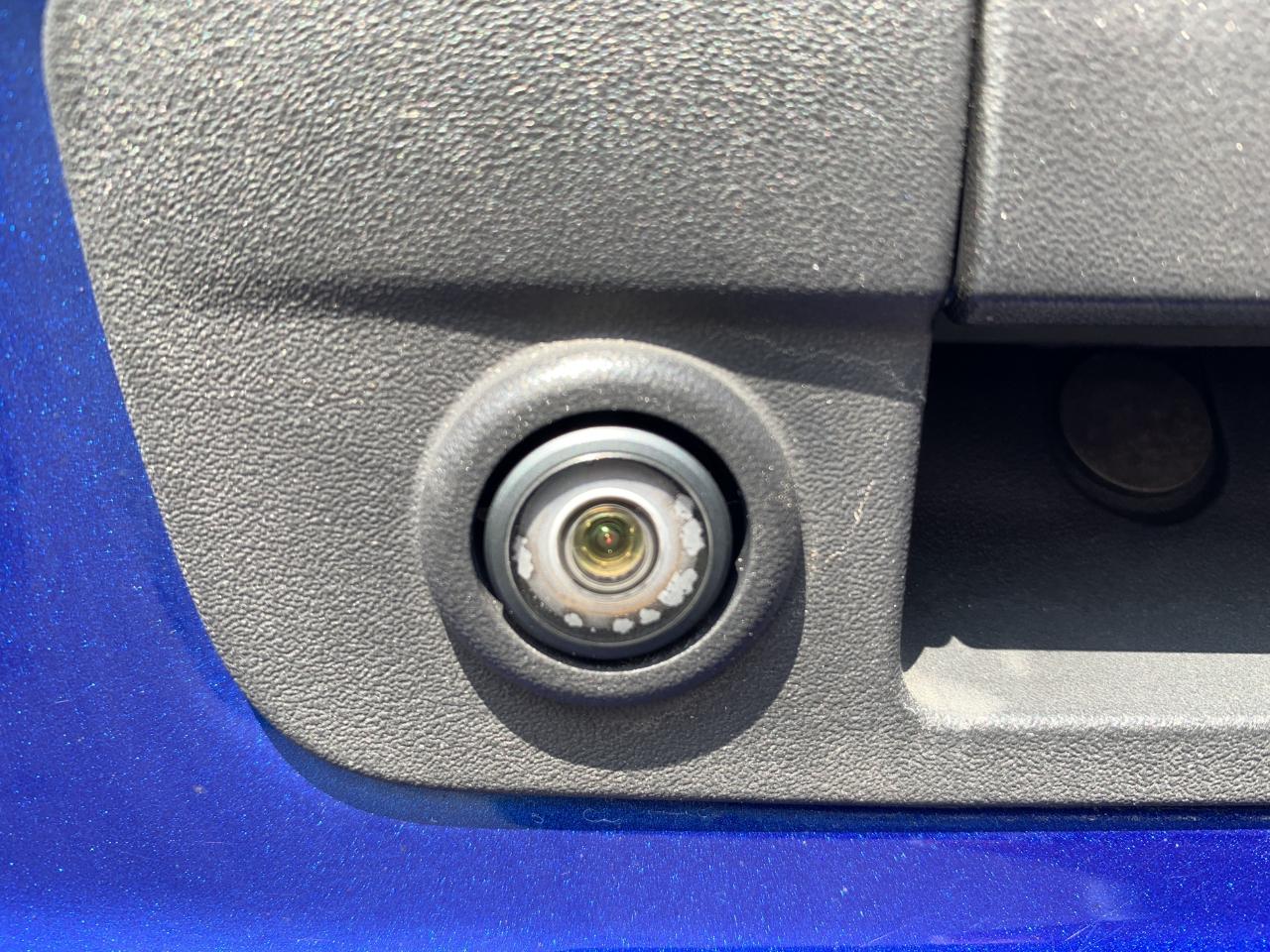 RAM 1500 SLT Crew Cab SWB 4WD 2016