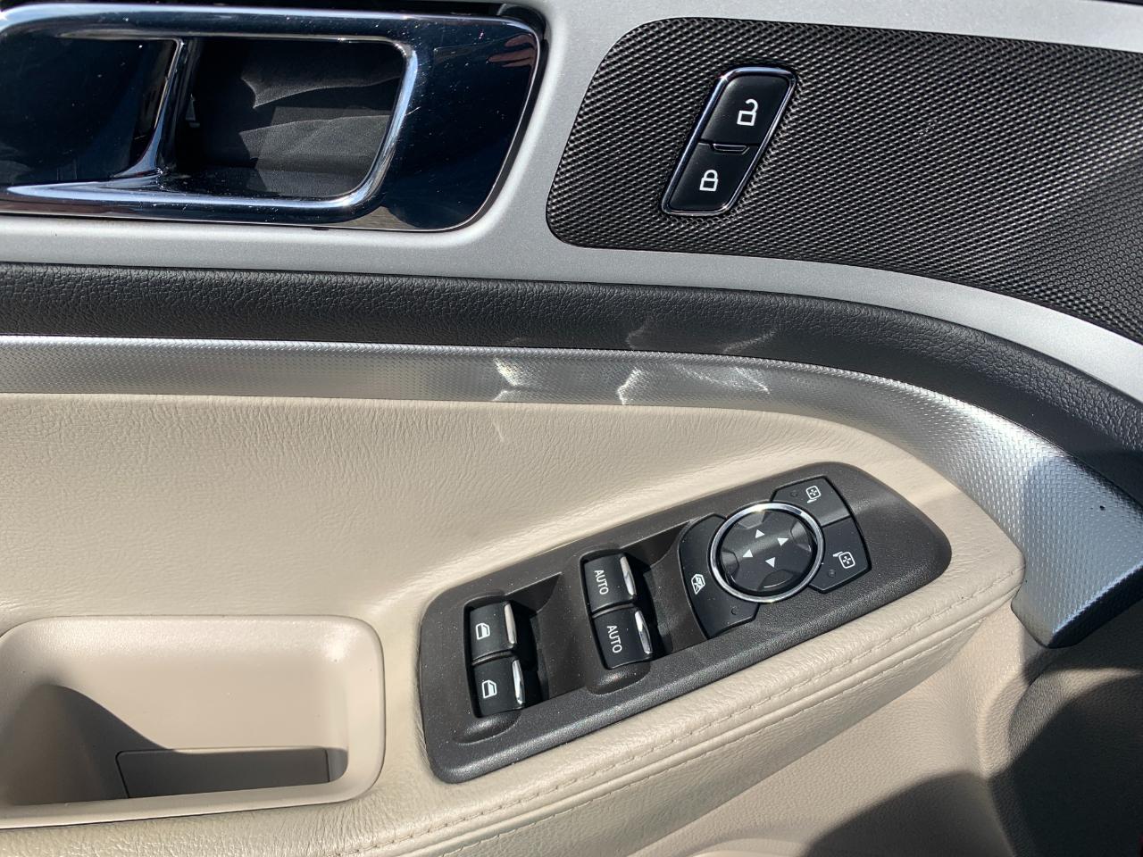 Ford Explorer XLT FWD 2014