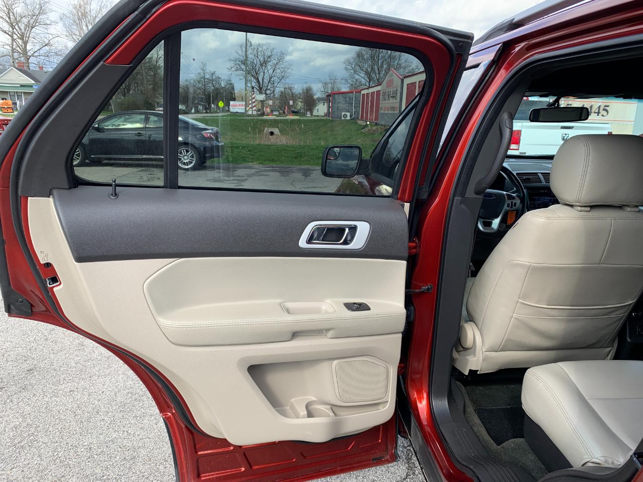 Ford Explorer XLT FWD 2014