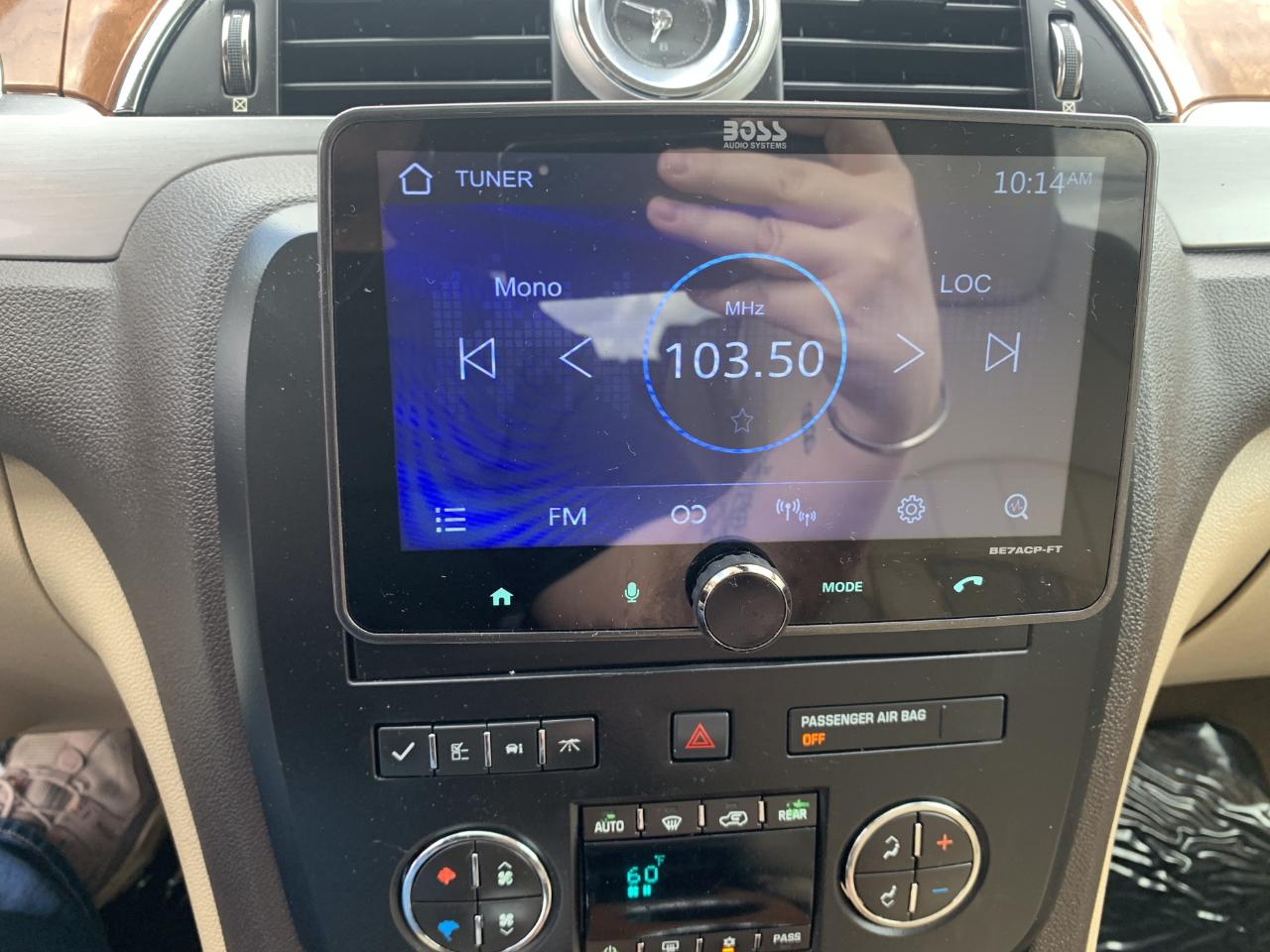 Buick Enclave Premium FWD 2012