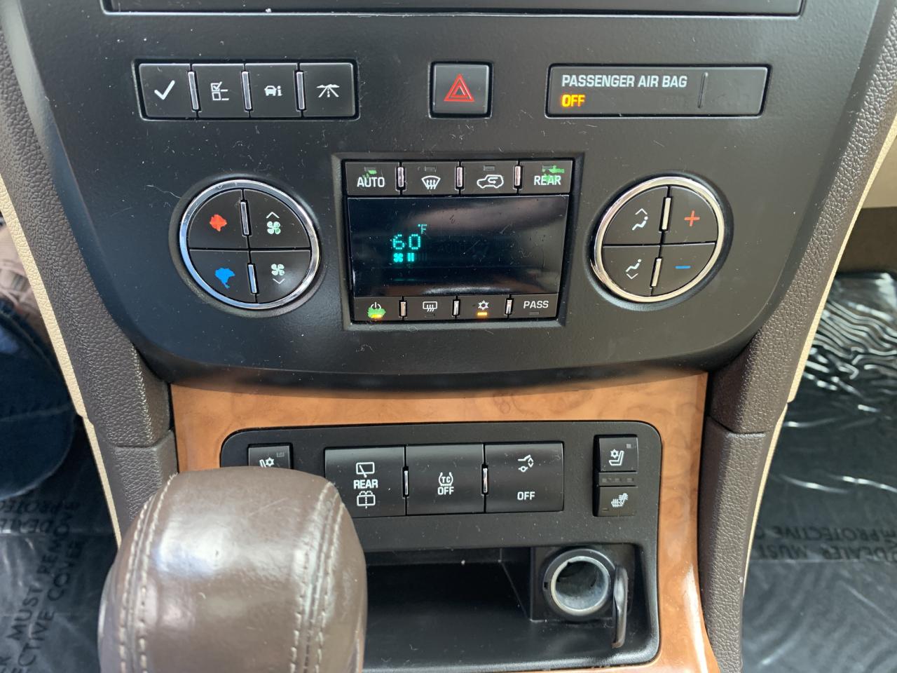 Buick Enclave Premium FWD 2012