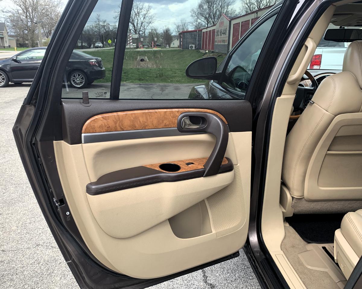 Buick Enclave Premium FWD 2012