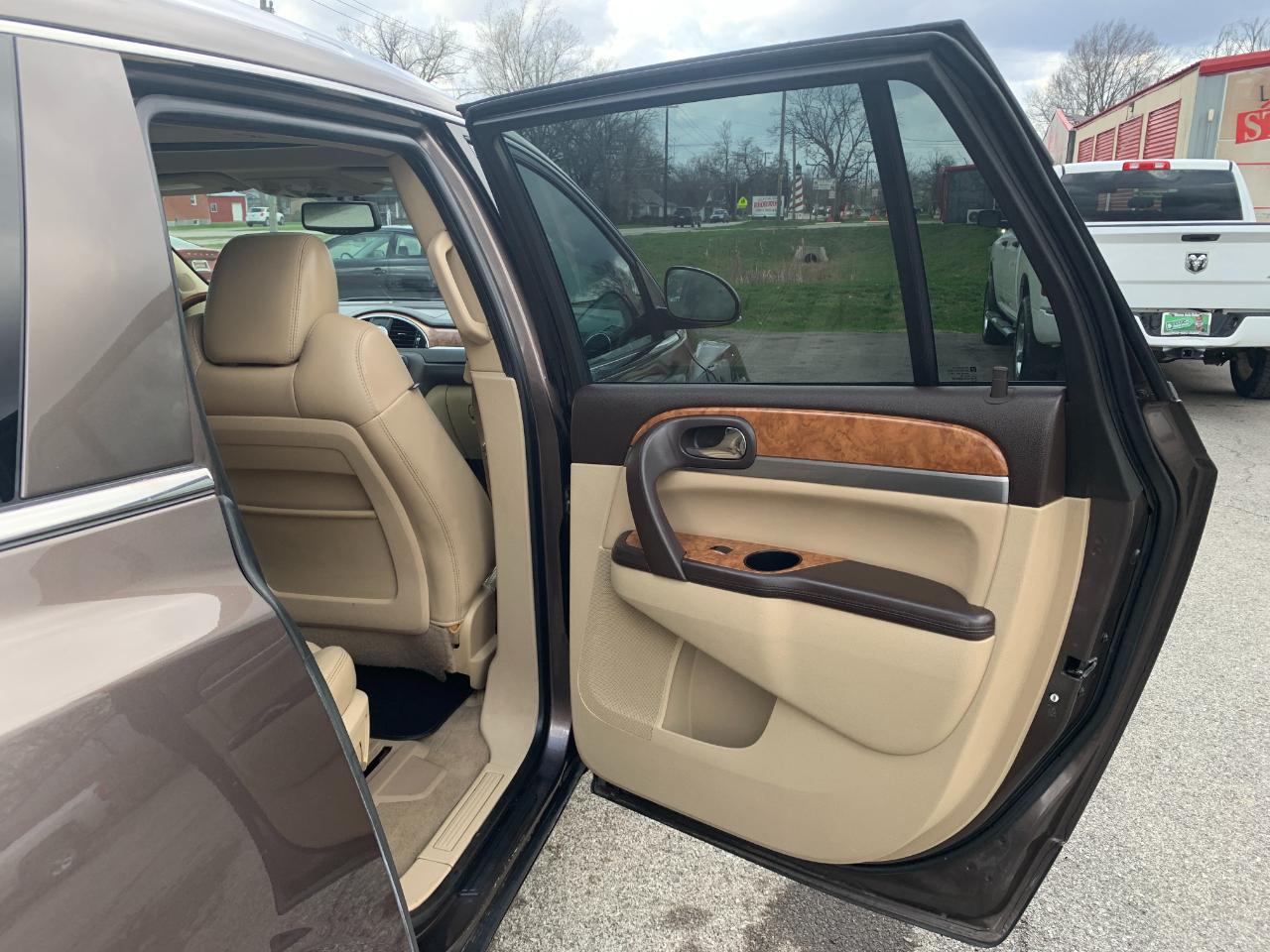 Buick Enclave Premium FWD 2012