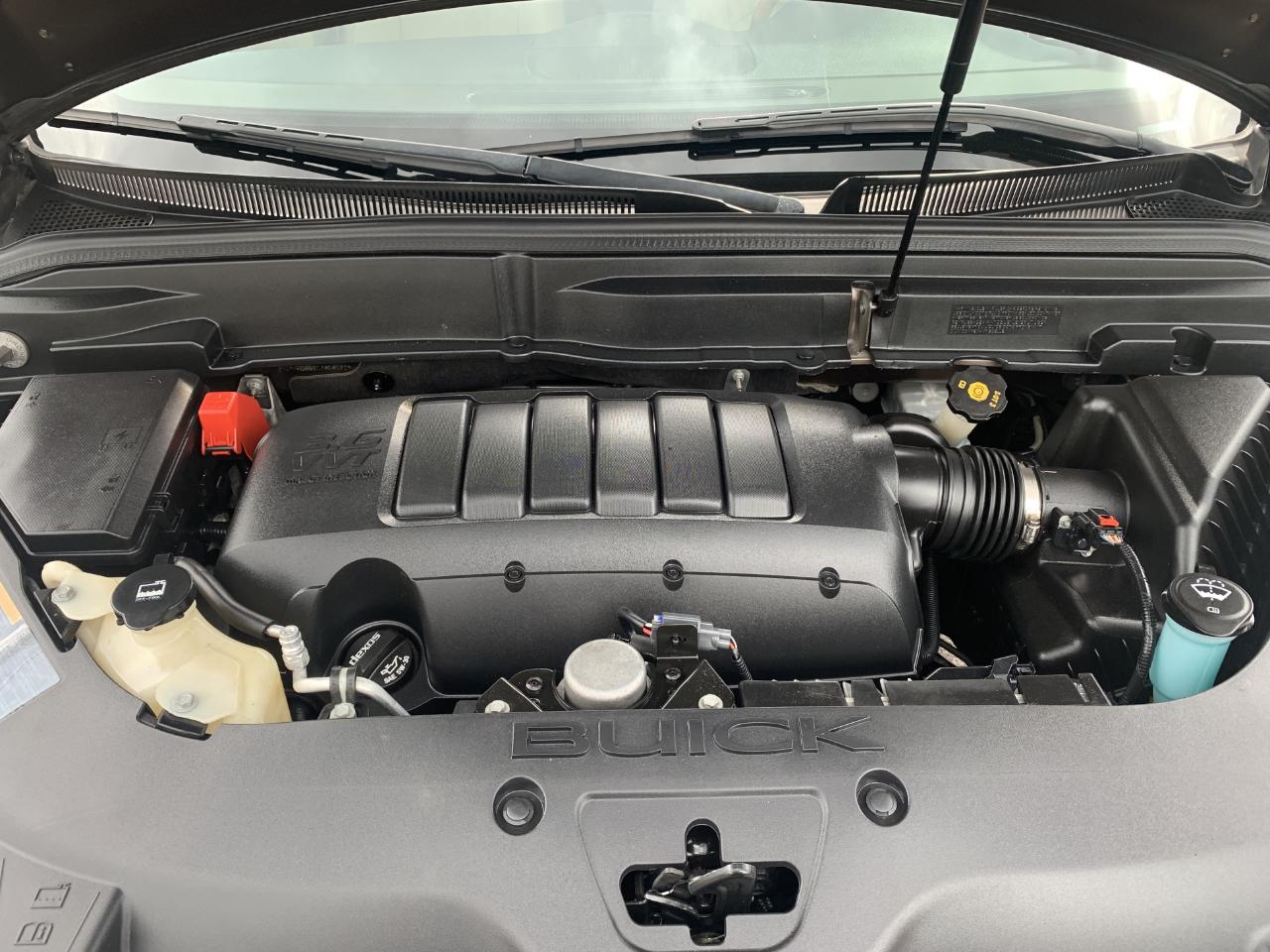 Buick Enclave Premium FWD 2012