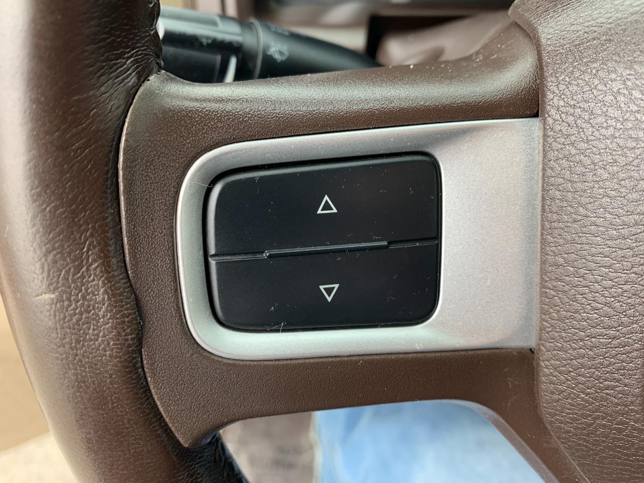 Dodge Ram 1500 SLT Crew Cab 4WD 2009